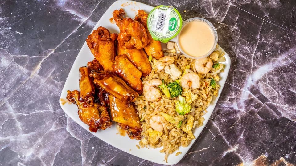 10 Pc Boneless Wing + Fried Rice